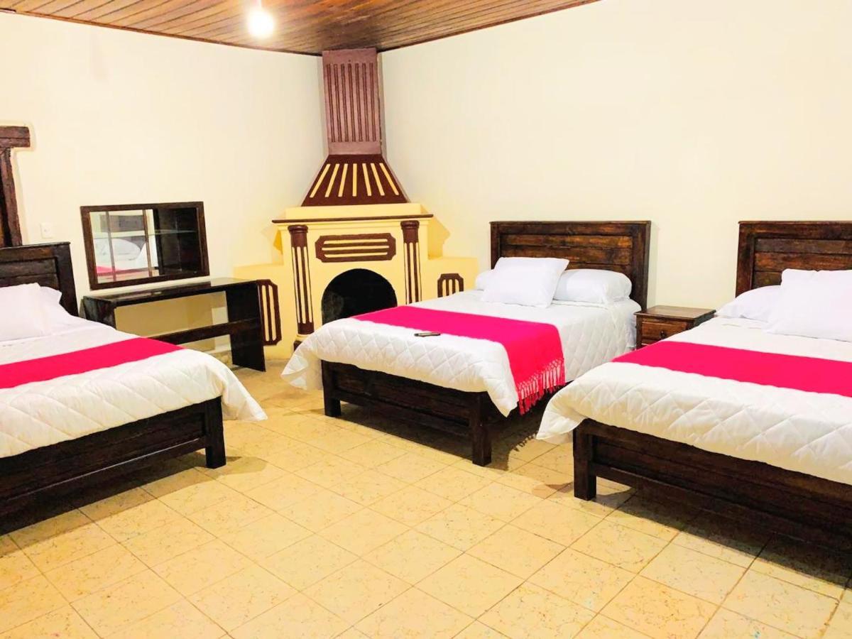 Hotel Casa D'Lina Centro San Cristóbal de Las Casas エクステリア 写真